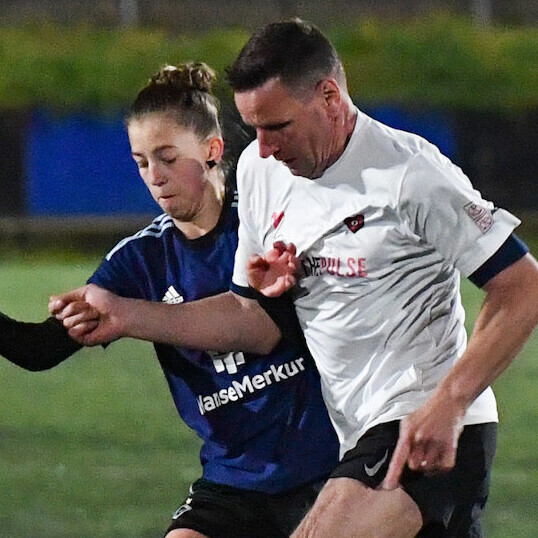 vorhofflimmern-fussball-spiel-h