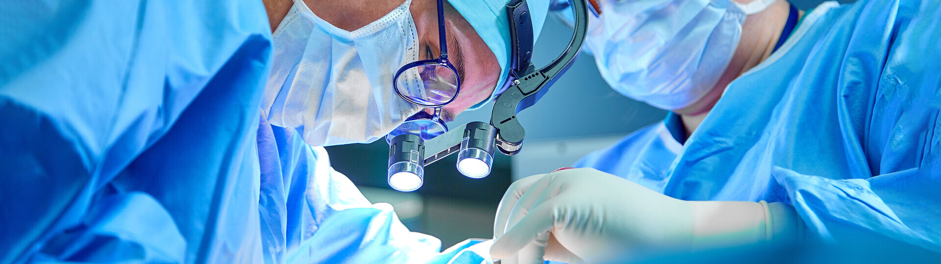 herzoperation-herzchirurgie-1215880332_Header