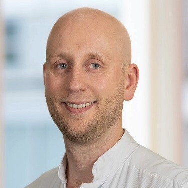 Dr. Christian Becker