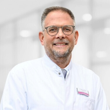 Dr. Lars-Uwe Kühne