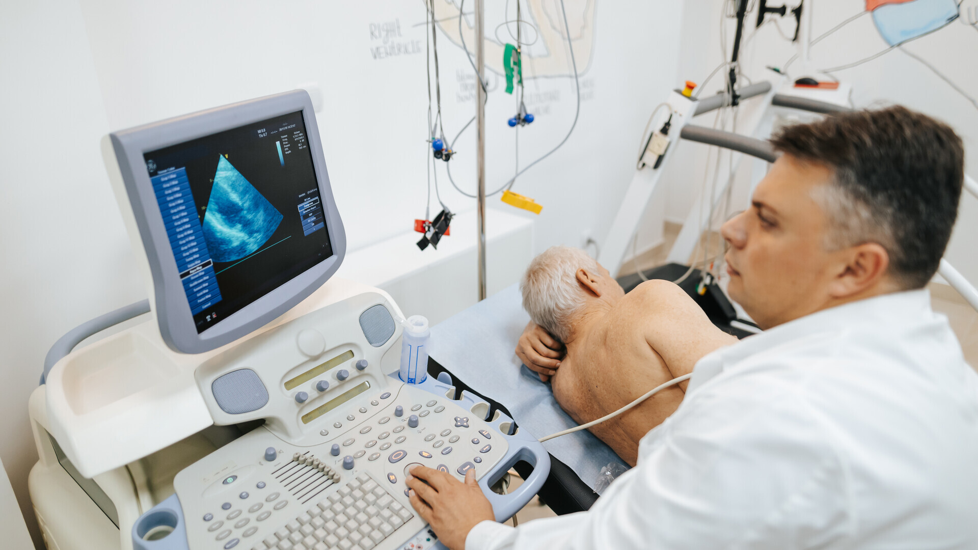 perikarderguss-behandlung-1305632771-t