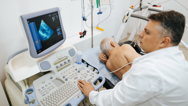 perikarderguss-behandlung-t