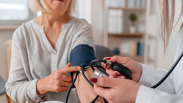 herzkrankheit-vorsorge-iStock-1371119981-t