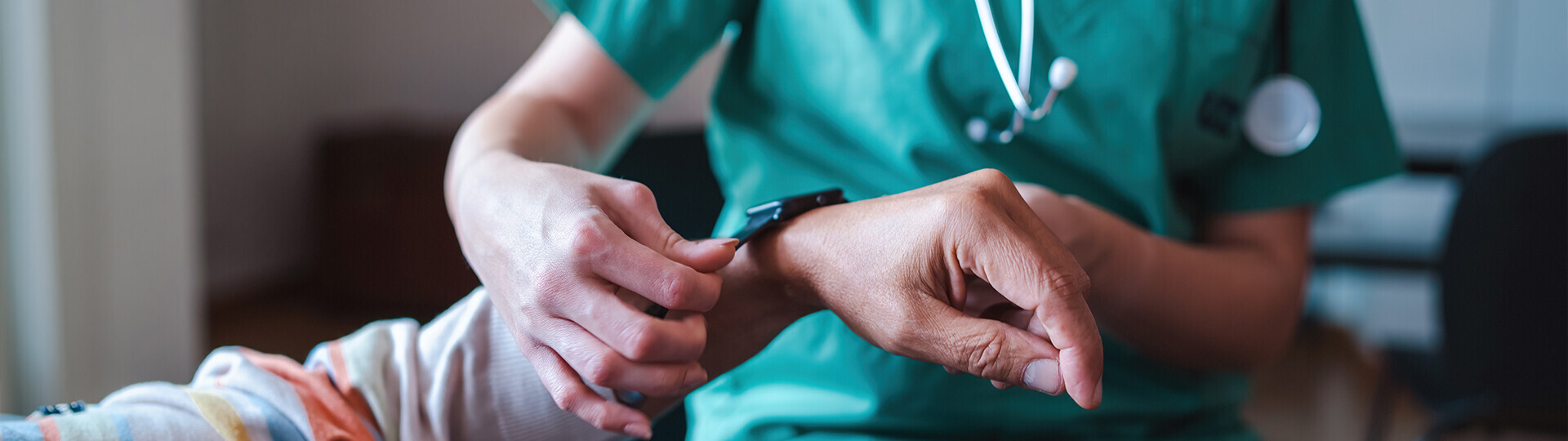 smartwatch-herzprobleme-1363170011-h