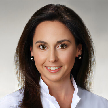 baessler-andrea-1zu1-375x375px