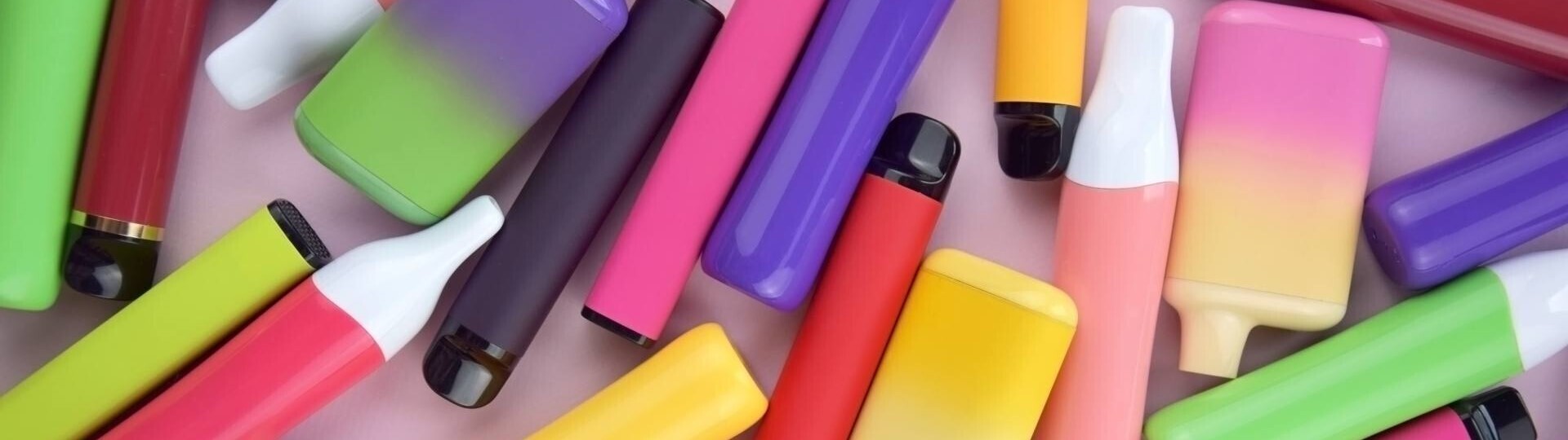 Einweg-E-Zigaretten_shutterstock_2319639603_32-9-1920x540