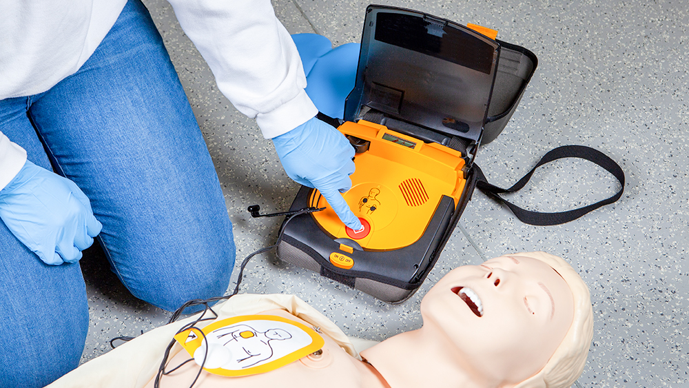 Wie funktioniert ein AED?